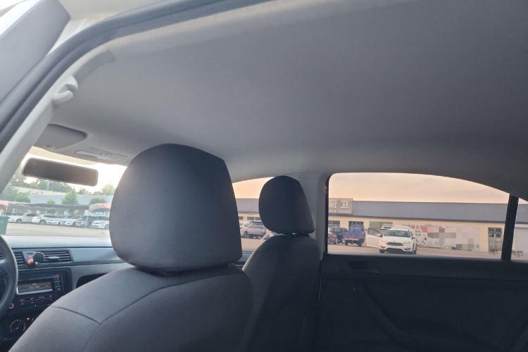 Volkswagen Santana 2019 #23 Volkswagen Santana 2019 car image #23