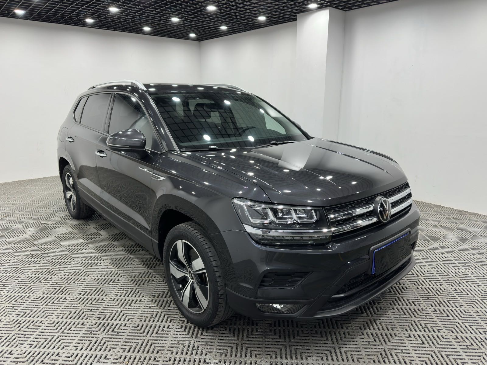 2023 image de voiture #2