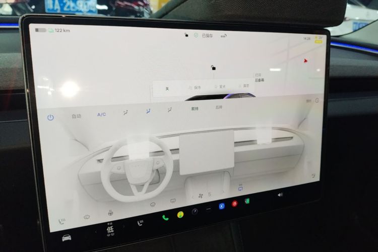 Tesla Model 3 2024 car image #13