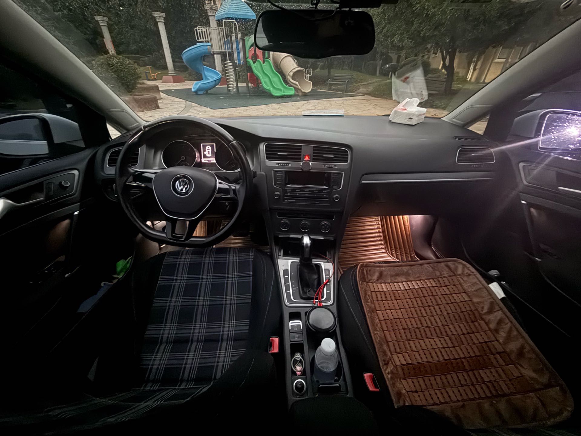 2014 imagem de carro #10