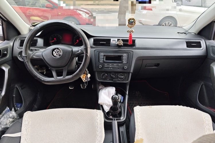 Volkswagen Santana 2018 car image #12