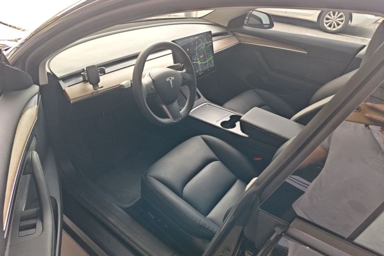 Tesla Model 3 2021 #15 Tesla Model 3 2021 car image #15