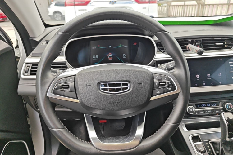 GEELY Emgrand 2021 #15 GEELY Emgrand 2021 car image #15