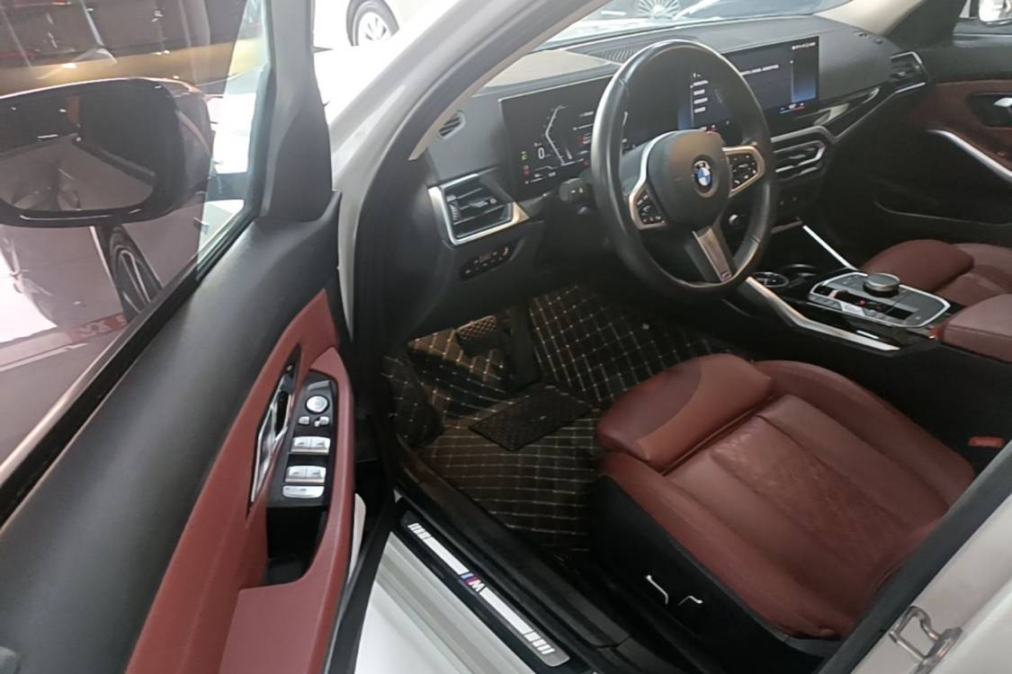 BMW 3 Series 2023 #12 BMW 3 Series 2023 car image #12