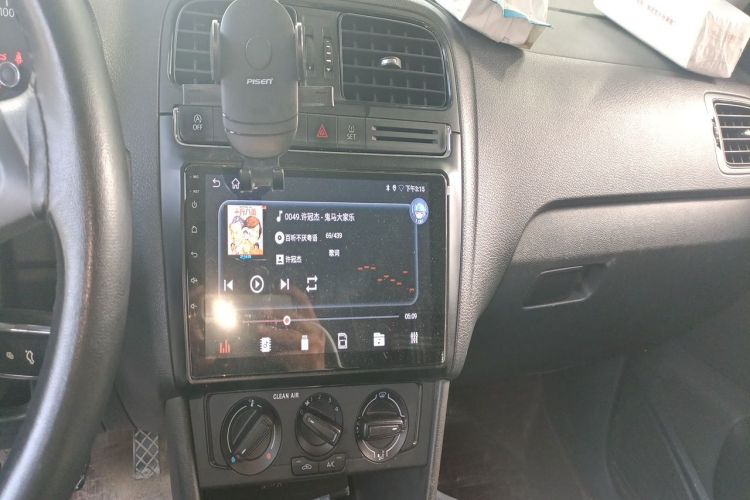 Volkswagen Polo 2018 #13 Volkswagen Polo 2018 car image #13