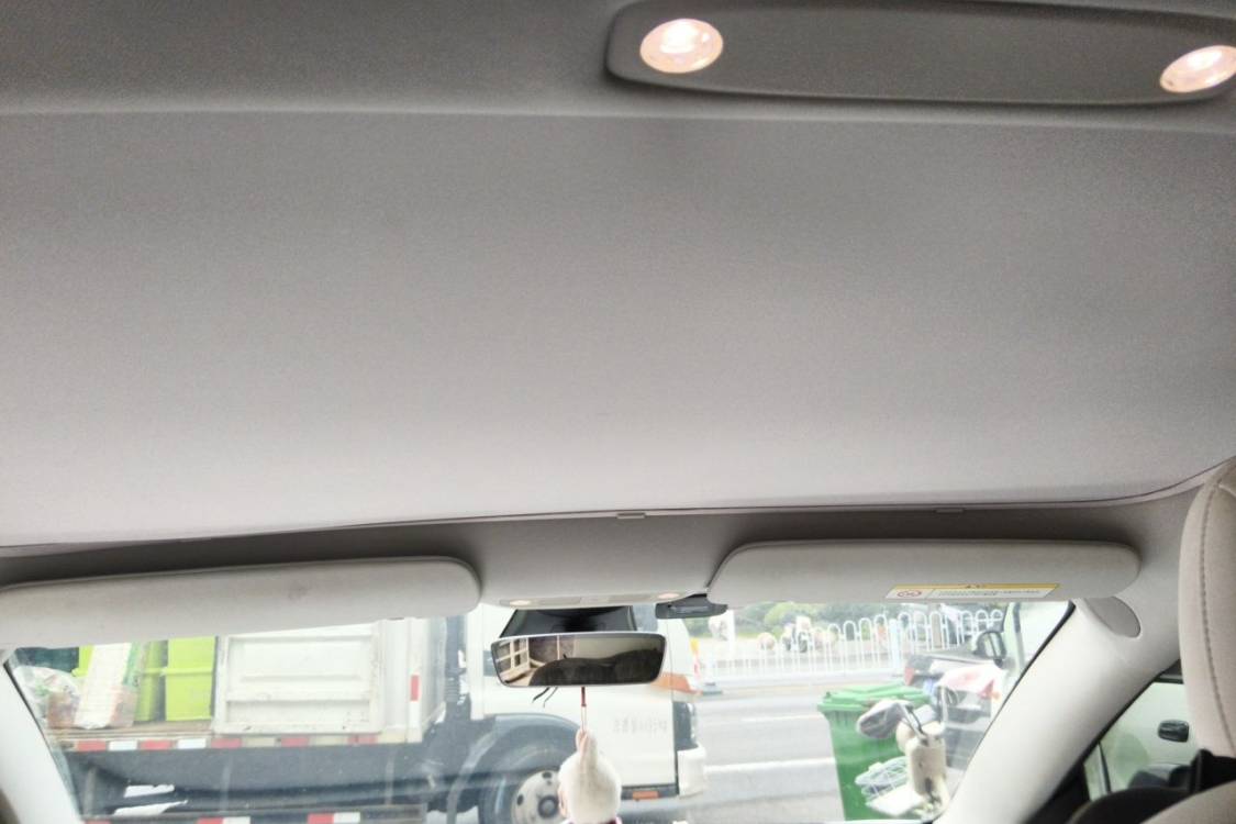 Tesla Model 3 2020 car image #20
