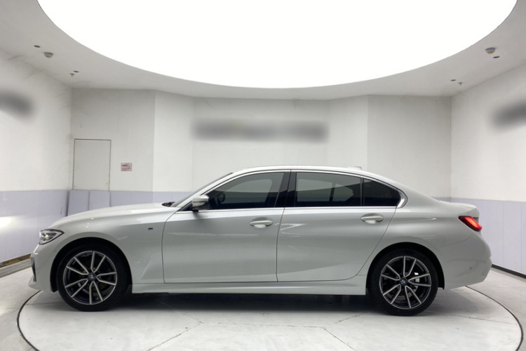 BMW 3 Series 2020 #5 BMW 3 Series 2020 car image #5