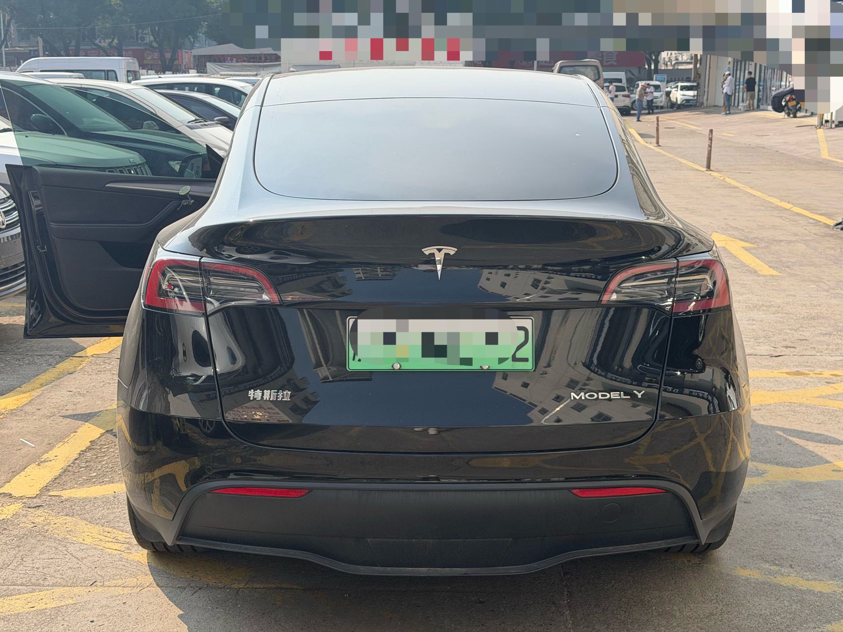 Tesla Model Y 2023 #6 Tesla Model Y 2023 car image #6