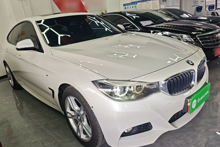 BMW 3 Series GT 2021 #4 BMW 3 Series GT 2021 صورة سيارة #4