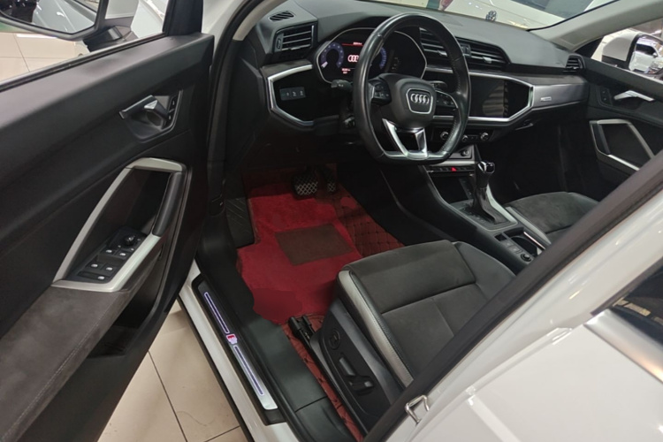 Audi Q3 2021 #12 Audi Q3 2021 immagine di auto #12