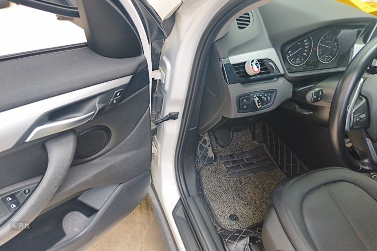 BMW X1 2018 #18 BMW X1 2018 car image #18
