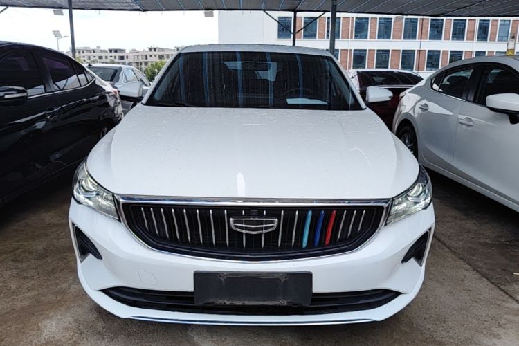 GEELY Emgrand 2022 car image #3