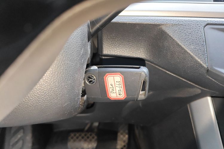 Volkswagen Polo 2023 car image #9