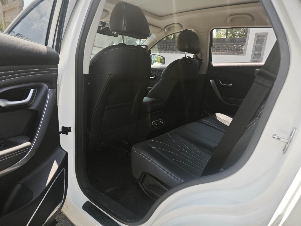 Jetour X70 2018 #7 Jetour X70 2018 car image #7