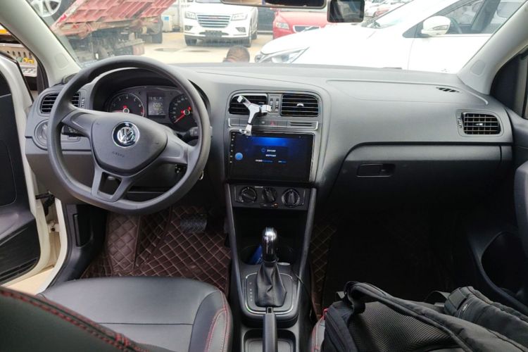 Volkswagen Polo 2017 #11 Volkswagen Polo 2017 car image #11