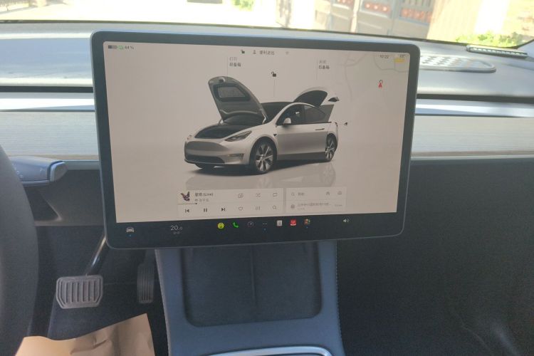 Tesla Model Y 2022 #13 Tesla Model Y 2022 car image #13