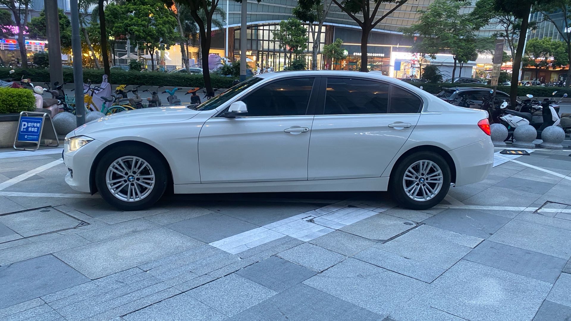 BMW 3 Series 2015 #7 BMW 3 Series 2015 immagine di auto #7