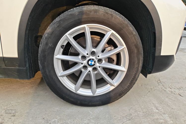 BMW X1 2019 car image #9