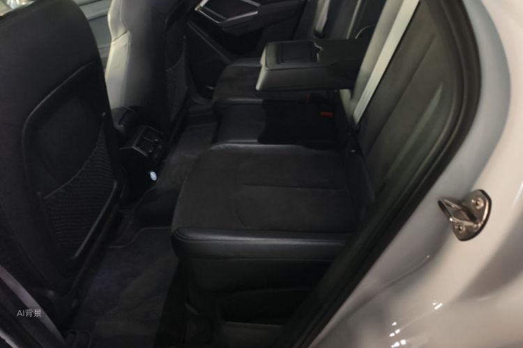 Audi Q3 2019 #20 Audi Q3 2019 car image #20