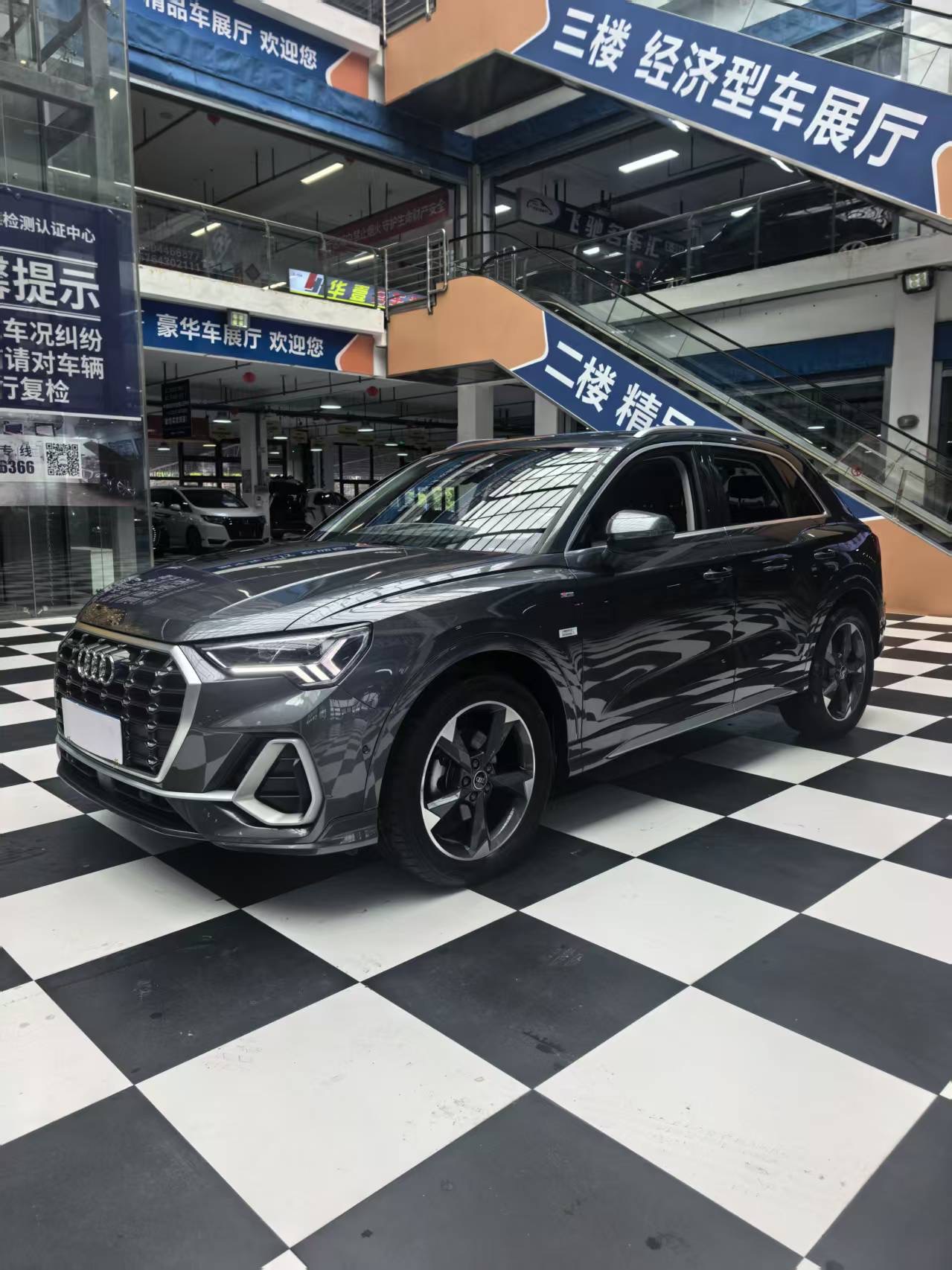 Audi Q3 2022 Audi Q3 2022 car image