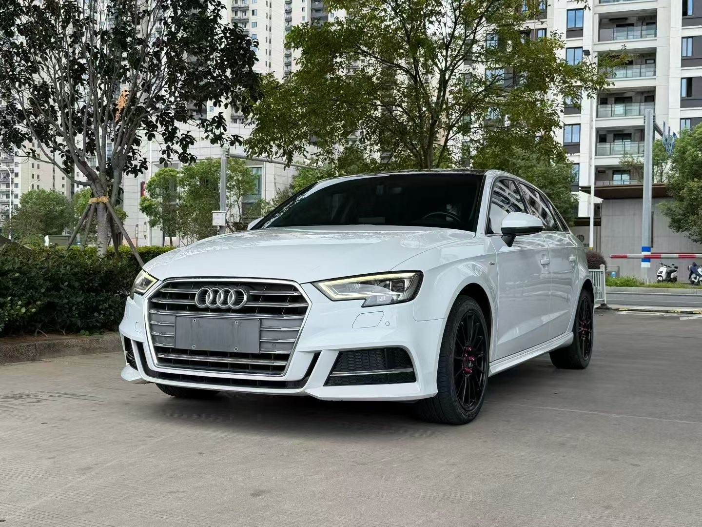 Audi A3 2020 car image 