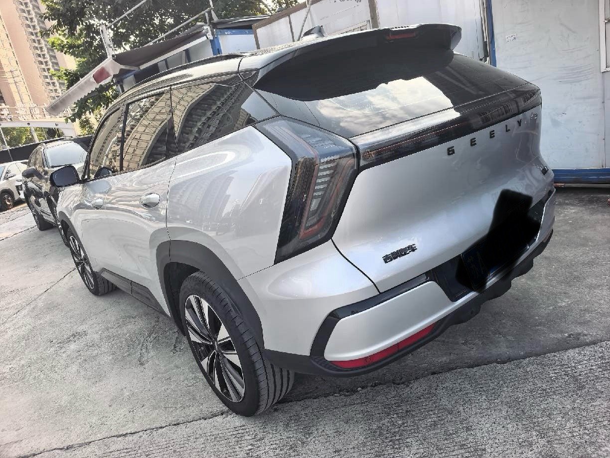 GEELY Boyue L 2025 image de voiture #6
