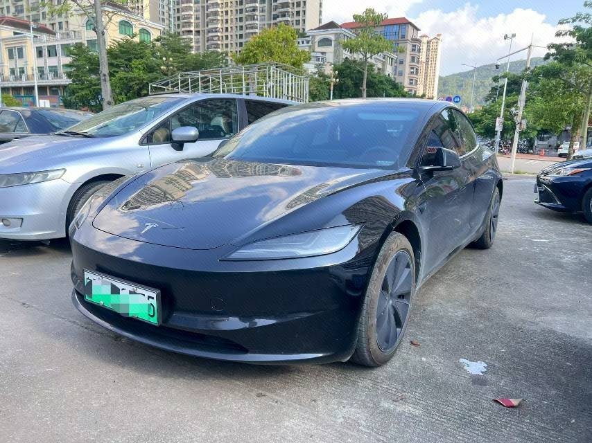 Tesla Model 3 2025 car image 