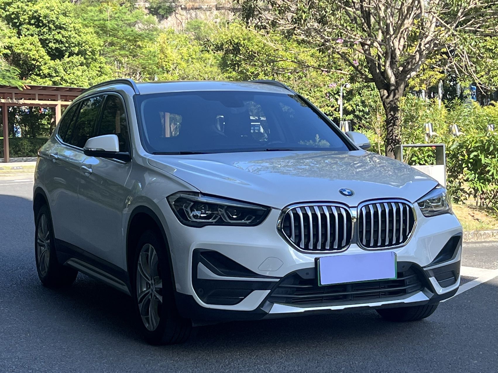 BMW X1 New Energy 2020 car image #2
