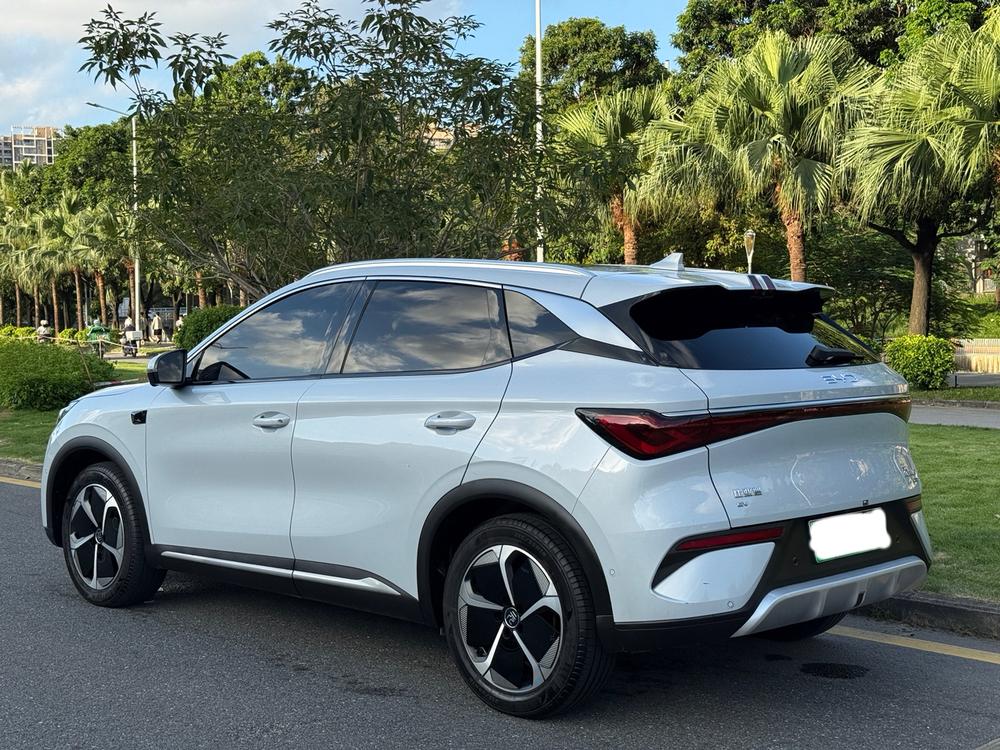 BYD Yuan Plus 2025 immagine di auto #4
