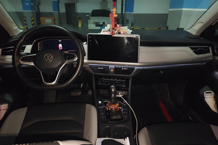 Volkswagen Bora 2024 car image #7