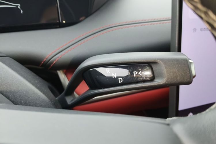 MI SU7 2024 car image #14