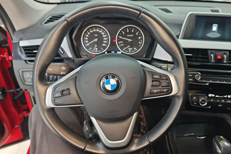 BMW X1 2019 car image #11