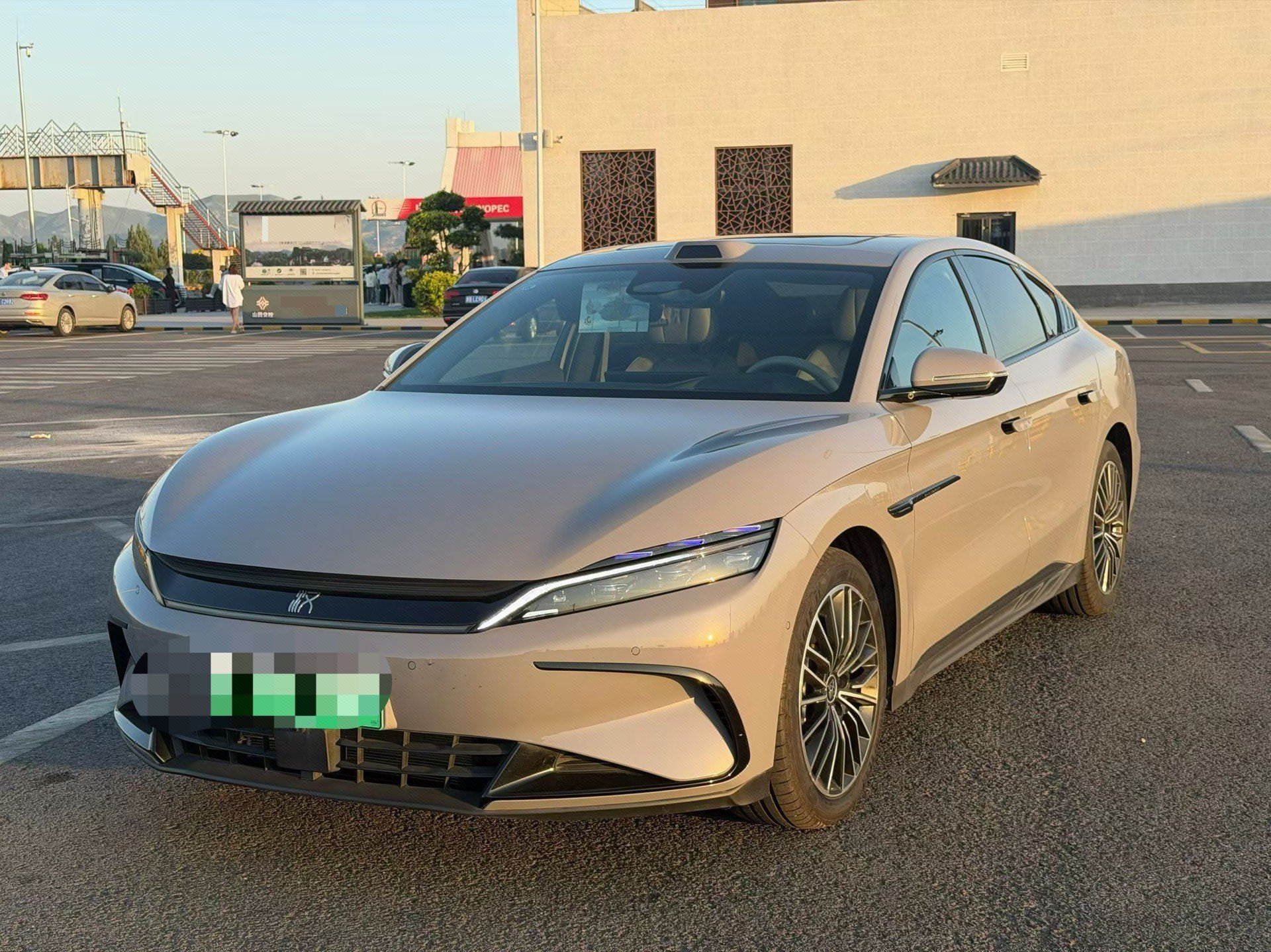 BYD Han 2025 BYD Han 2025 car image