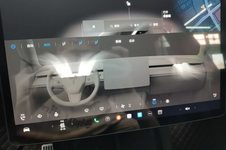 Tesla Model Y 2023 #13 Tesla Model Y 2023 car image #13
