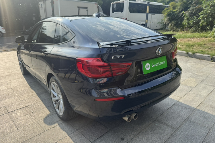 BMW 3 Series GT 2018 #8 BMW 3 Series GT 2018 car image #8