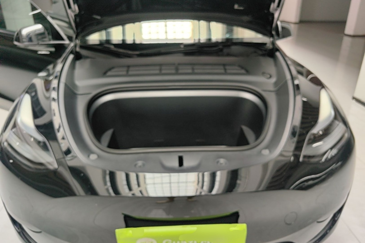 Tesla Model Y 2023 #20 Tesla Model Y 2023 car image #20