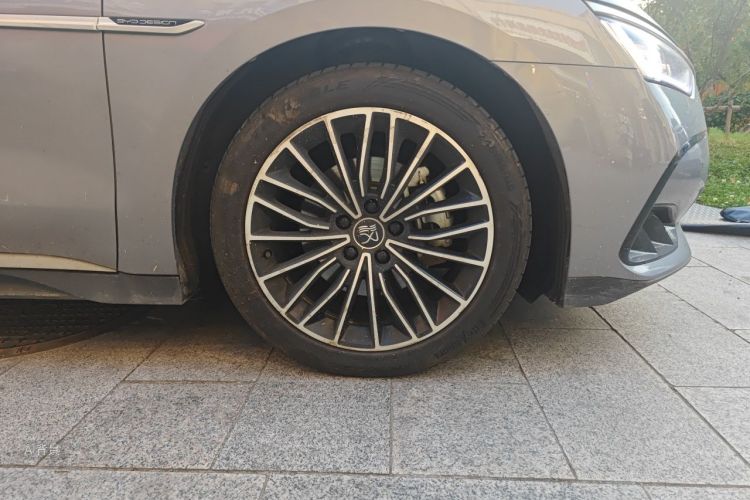 BYD Han 2022 car image #9