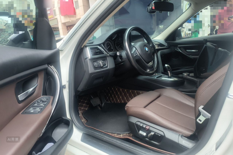 BMW 3 Series 2018 car image #18