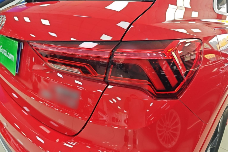 Audi Q3 2023 #8 Audi Q3 2023 car image #8