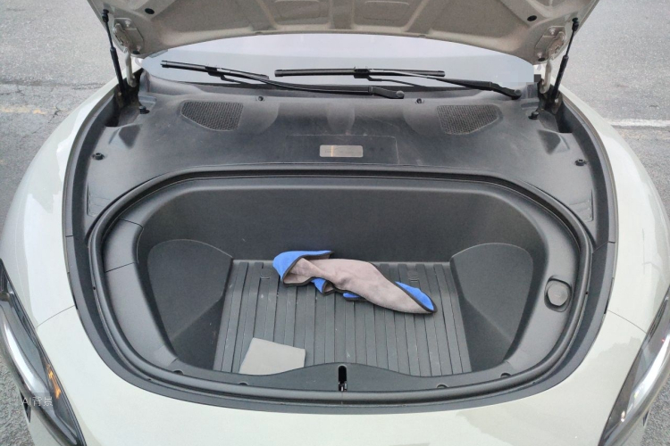 MI SU7 2025 car image #22