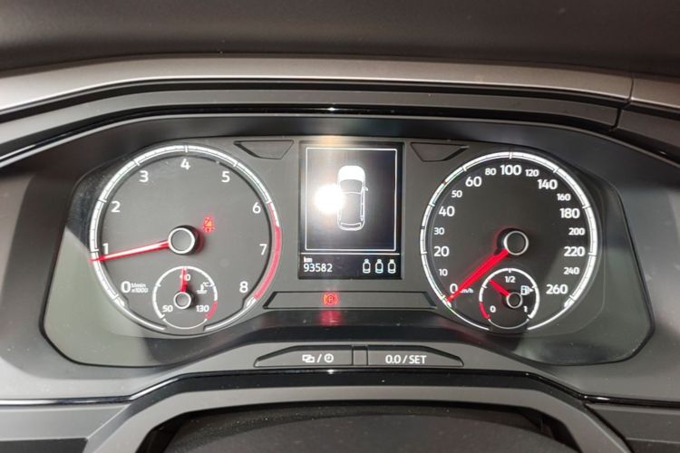 Volkswagen Polo 2020 car image #12