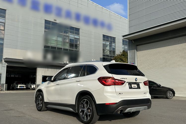 BMW X1 2018 #8 BMW X1 2018 car image #8