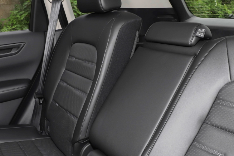 Honda CR-V 2026 #11 Honda CR-V 2026 car image #11