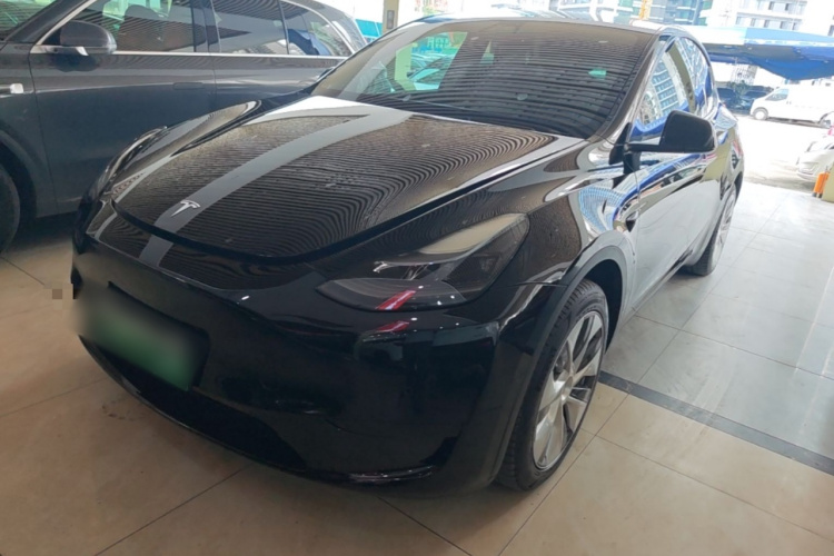 Tesla Model Y 2022 #2 Tesla Model Y 2022 car image #2
