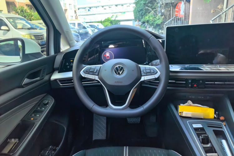 Volkswagen Golf 2026 car image #12