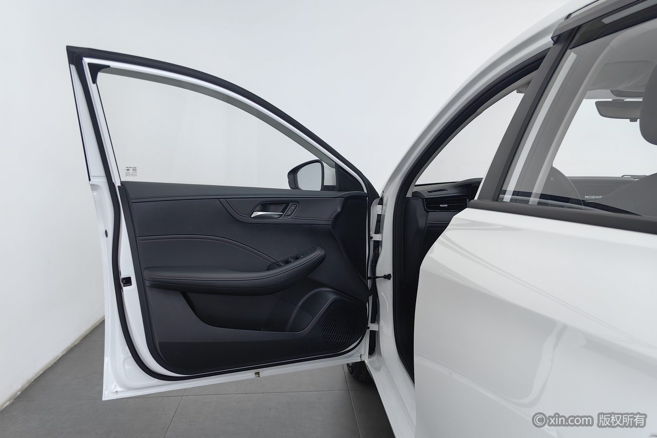 Roewe i5 2025 #8 Roewe i5 2025 car image #8