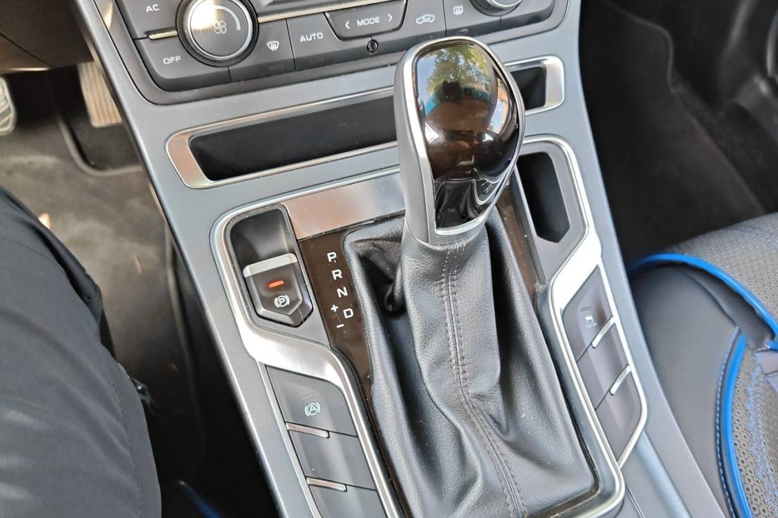 GEELY Emgrand 2018 #27 GEELY Emgrand 2018 car image #27