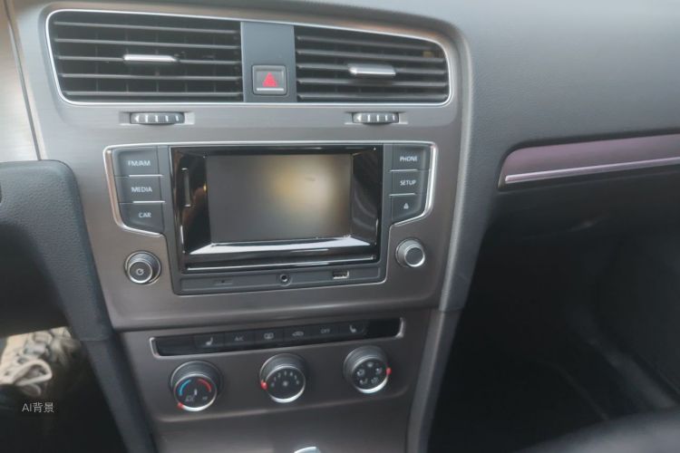 Volkswagen Golf 2015 car image #15