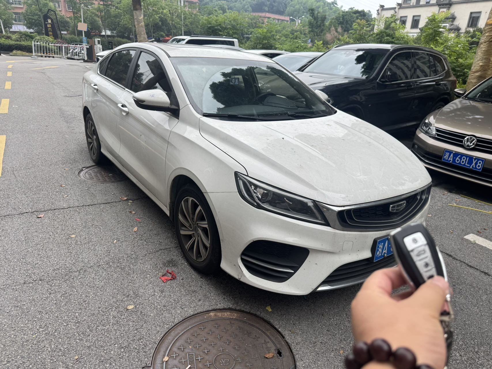 GEELY Binray 2020 car image #3