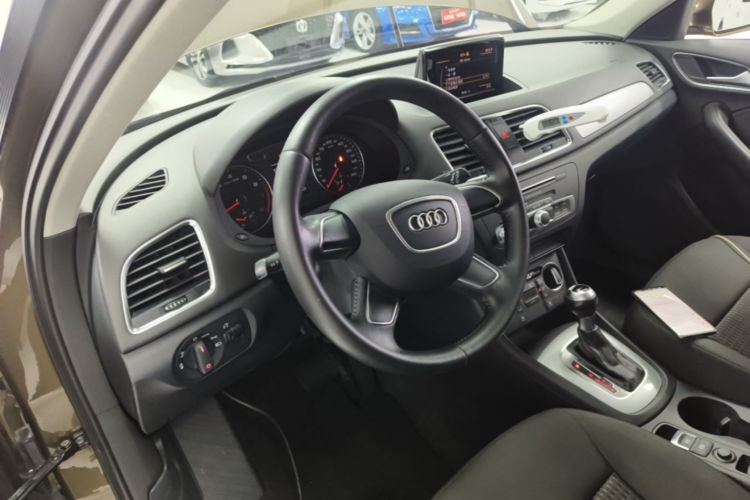 Audi Q3 2016 #10 Audi Q3 2016 car image #10